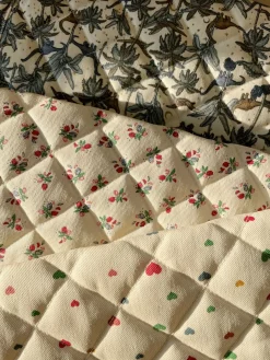 Konges Sløjd Puslepude - Fleur Tricolore* Pusletid